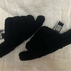 UGG Black Fluffy Slides